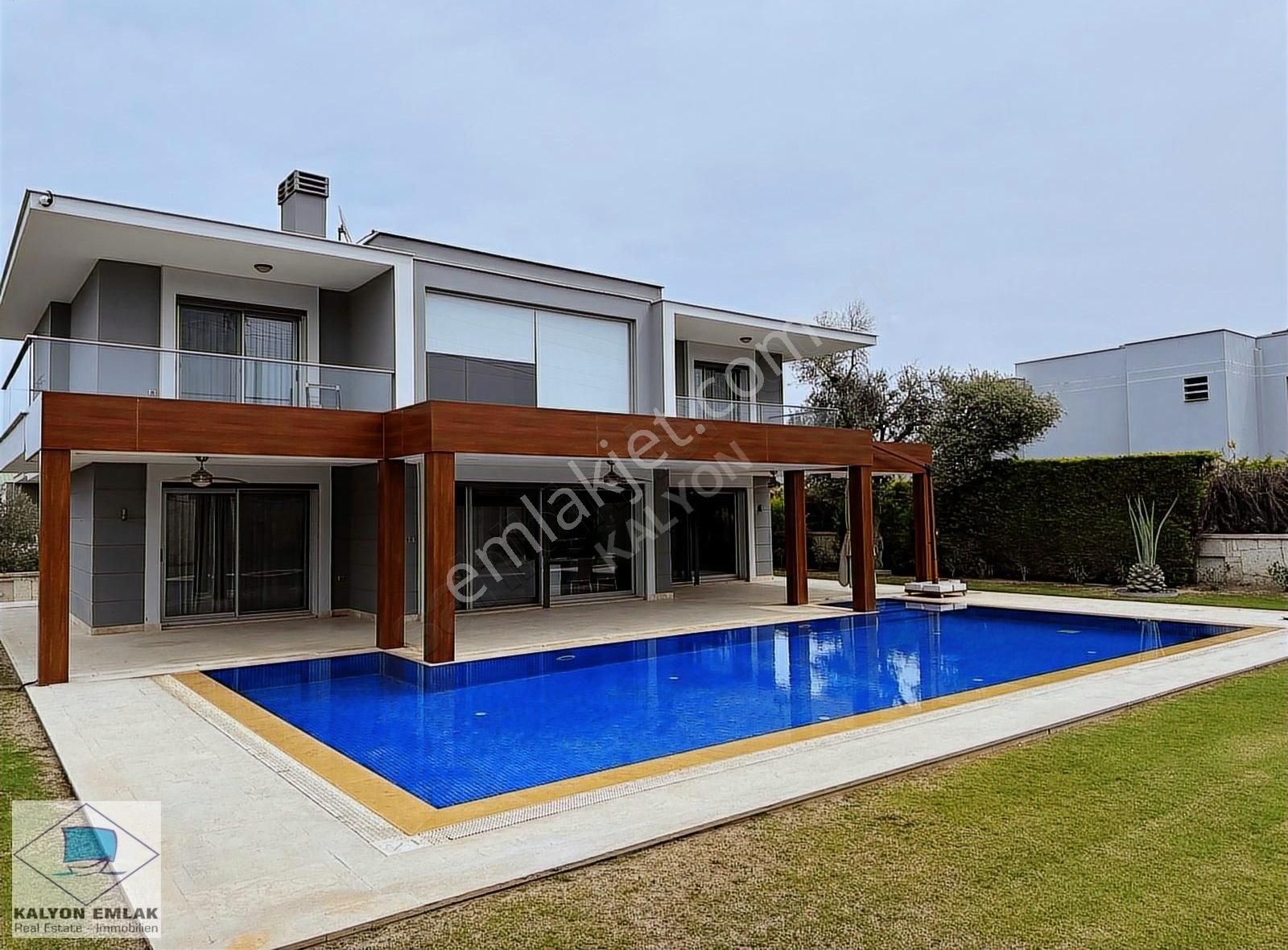 Ilıca Mamurbaba'da Satılık Tam Müstakil Ultra Lüx Triplex Villa - Görsel 2