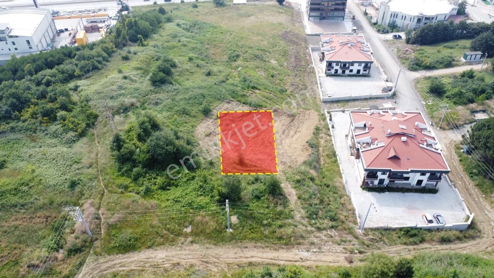 Turyap Soner'den Satılık Merkezi Konumda 3 Kat İmarlı Arsa
