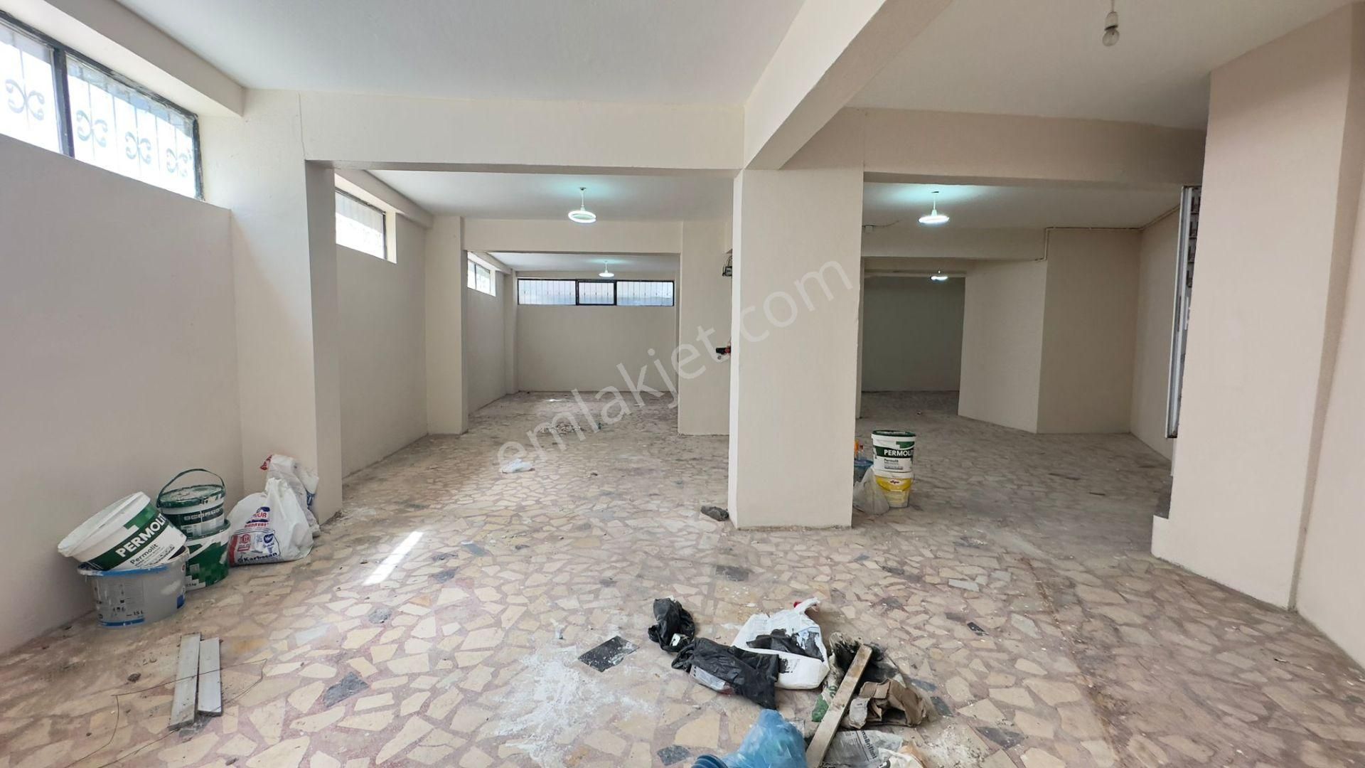 Başokur'dan Bahçelievler Şirinevler Merkekezi Konumda 120 M2