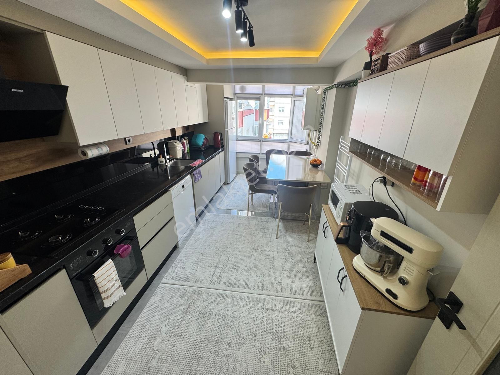 Malazgirt Mh'de 3+1 125m² Bağımsız Ara Katta Yapılı Daire