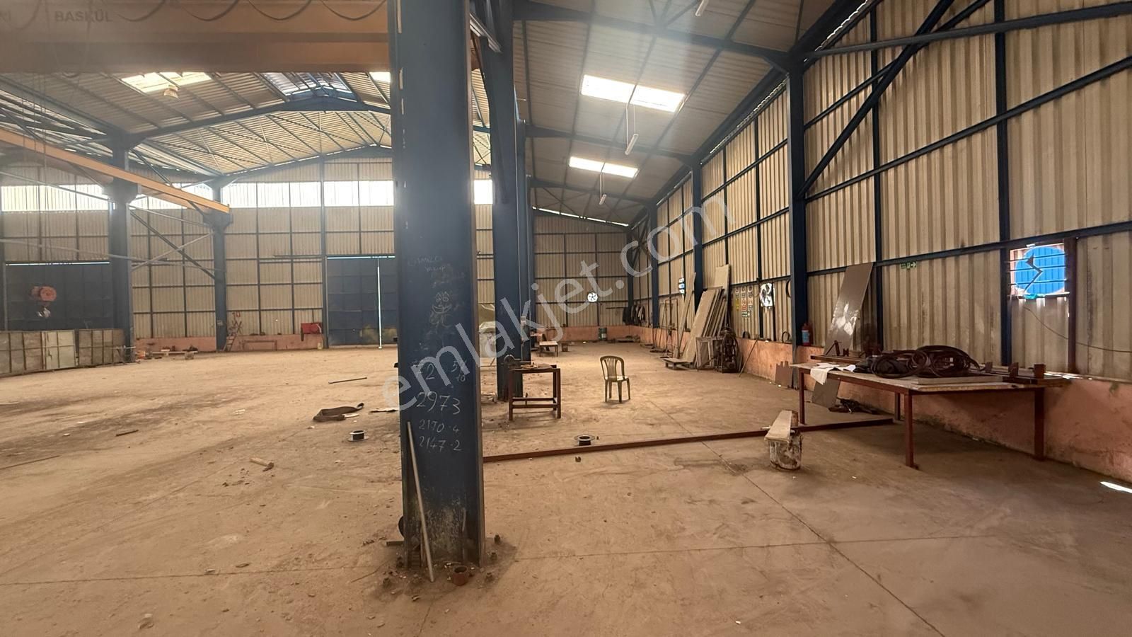 Zorlu Gayrimenkul'den Organize Sanayi'de 2500m2 Tavan Vinçli - Görsel 5