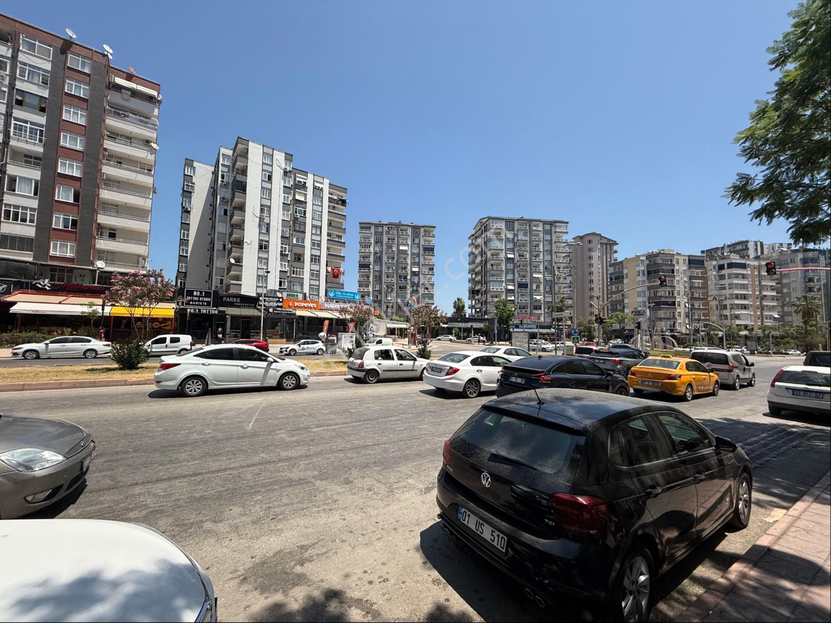 Gökkuşağı Kavşağında 3+1 175 M2 Hasarsız Kiralık Daire