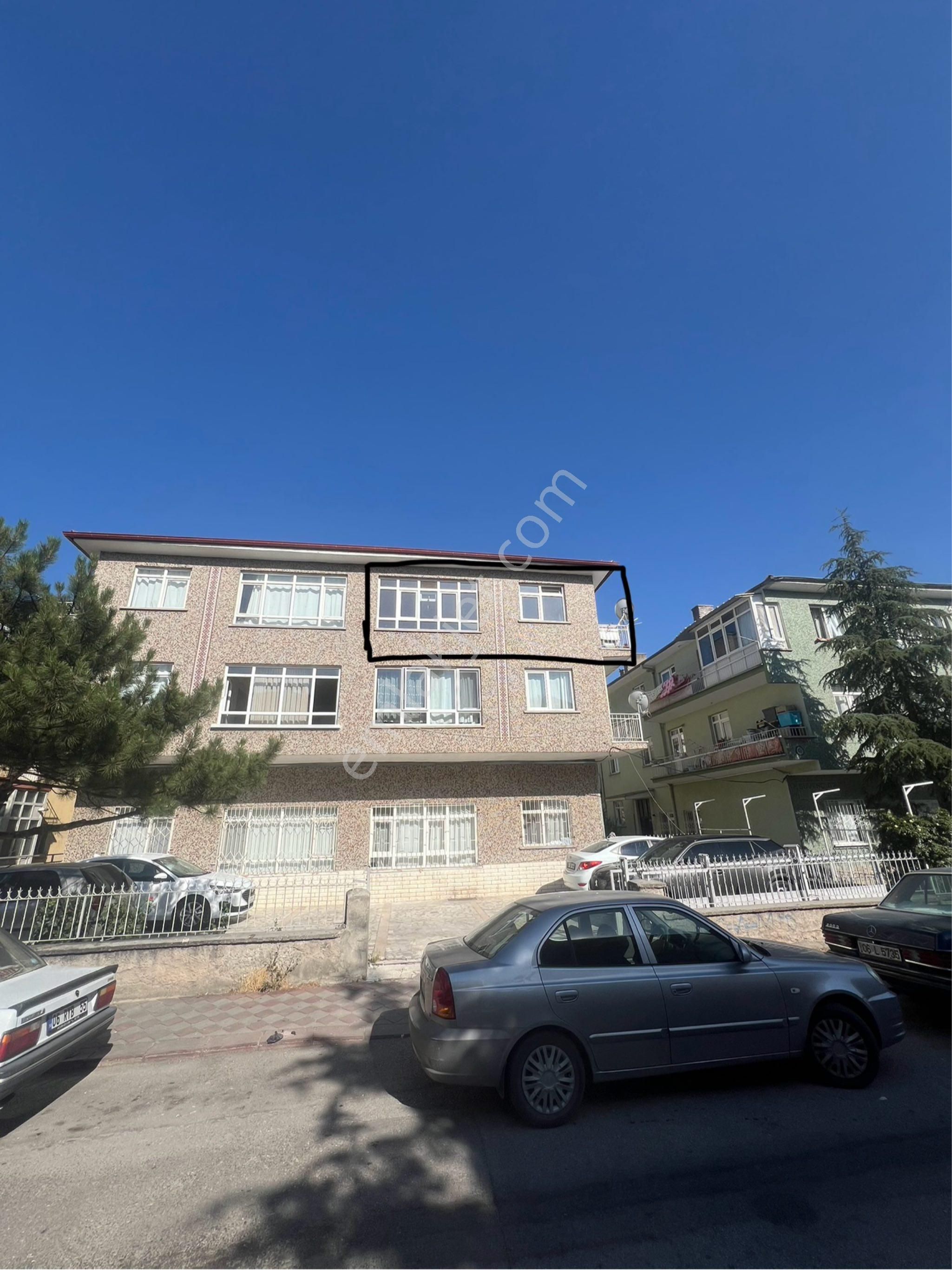 3+1 Keçiören Güçlükaha Mh. Boyalı En Üst Kat Kiralık Daire
