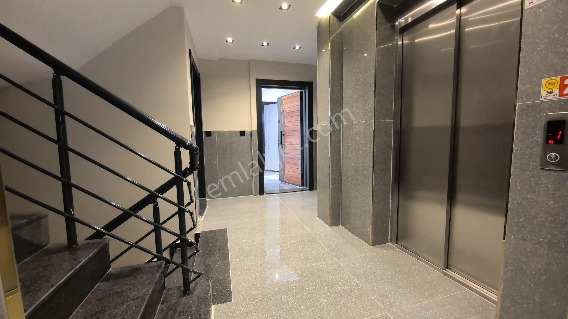 Didim Hisar Mahallesinde Yeni Binada 1+1 Şehir Ve Deniz Manzaralı Daire