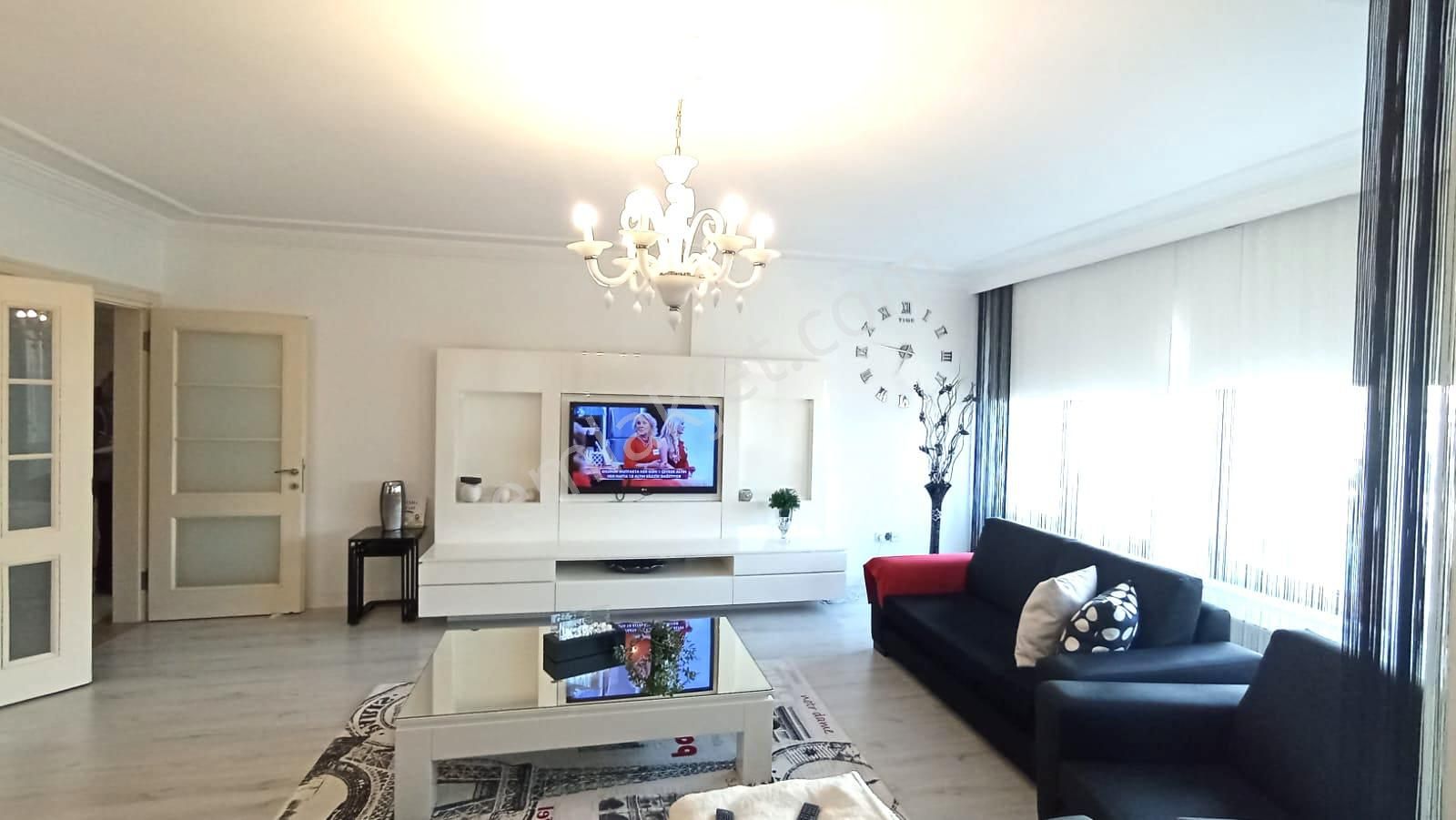 Kavacık'da Deniz Mnz Kiralık Arakat Lüx Daire