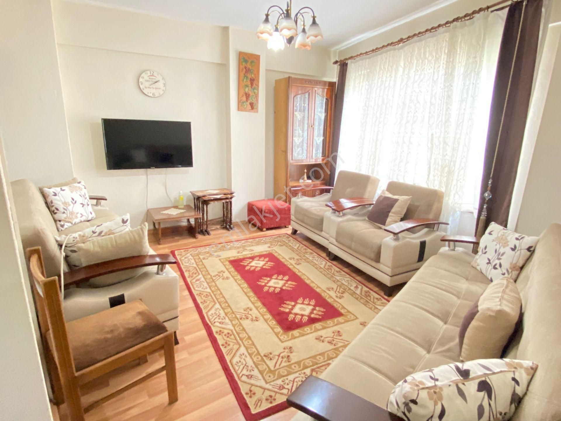 Bursa Yıldırım Emirsultanda 2+1 Eşyalı Ara Kat Kombili Daire