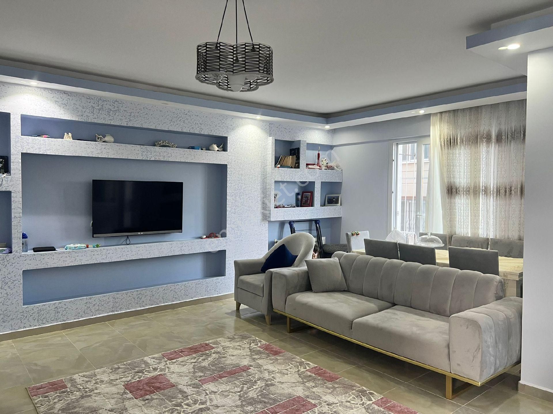 Defne Çekmece Mahallesi Satılık 3+1 159 Metre Kare Daire