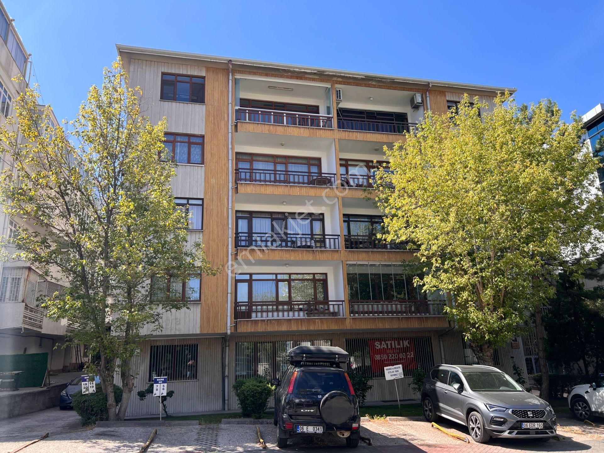 Çankaya Mahallesi Asansörlü Otoparklı Merkezi Sistem Kiralık 3+1