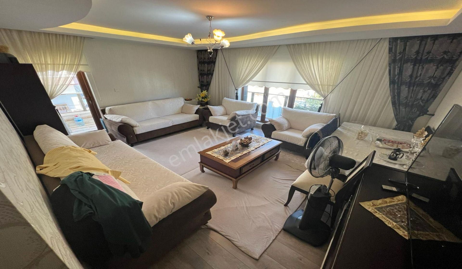 Kuşcağız'da Tarhanlar Caddesine Yakın Yeni Bina Lux Yapılı Katta Bölgenin En İyi Dairesi
