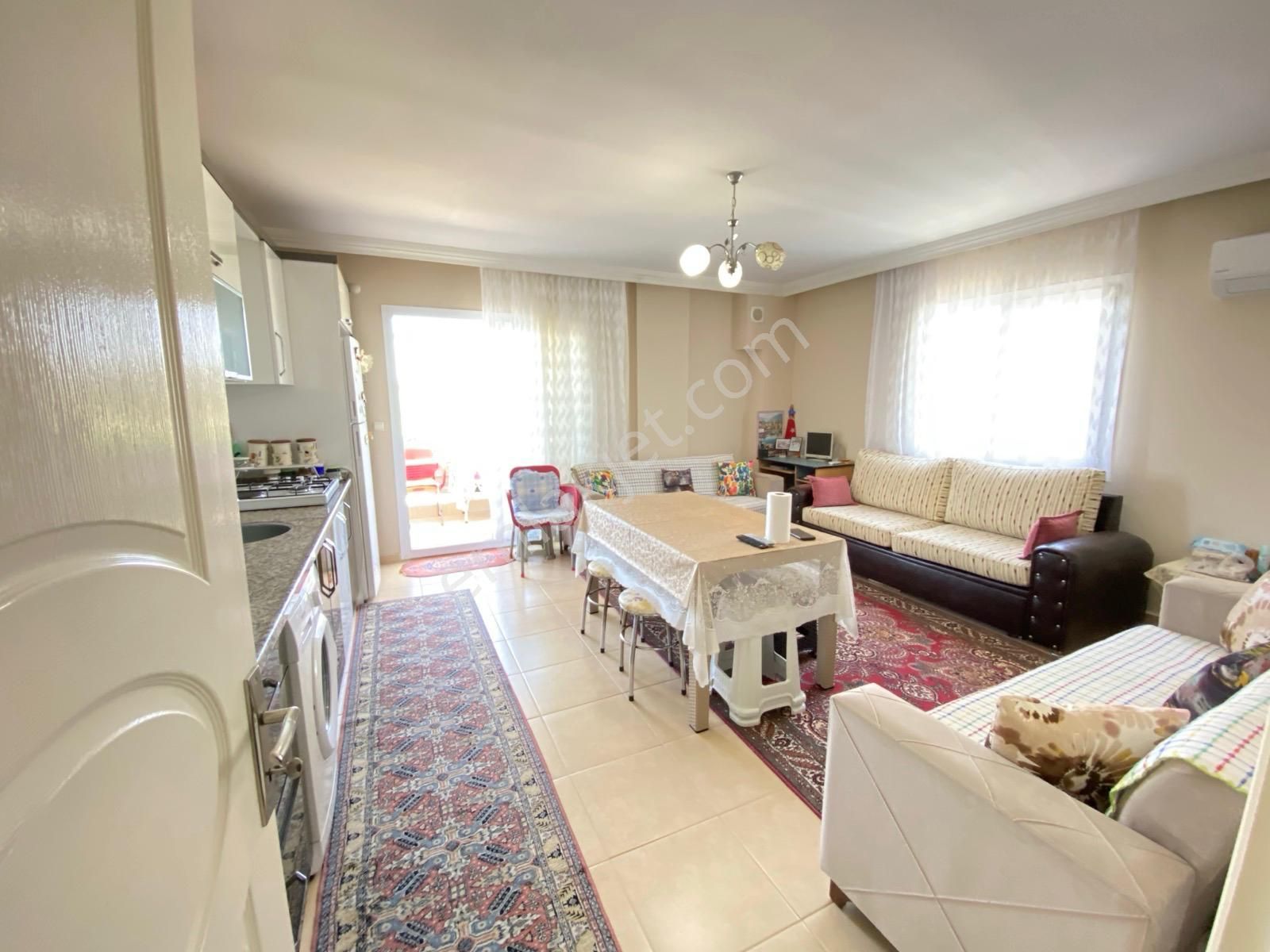 Ürkmez De Merkezinde Full Orman Manzaralı Satılık 2+1 Daire