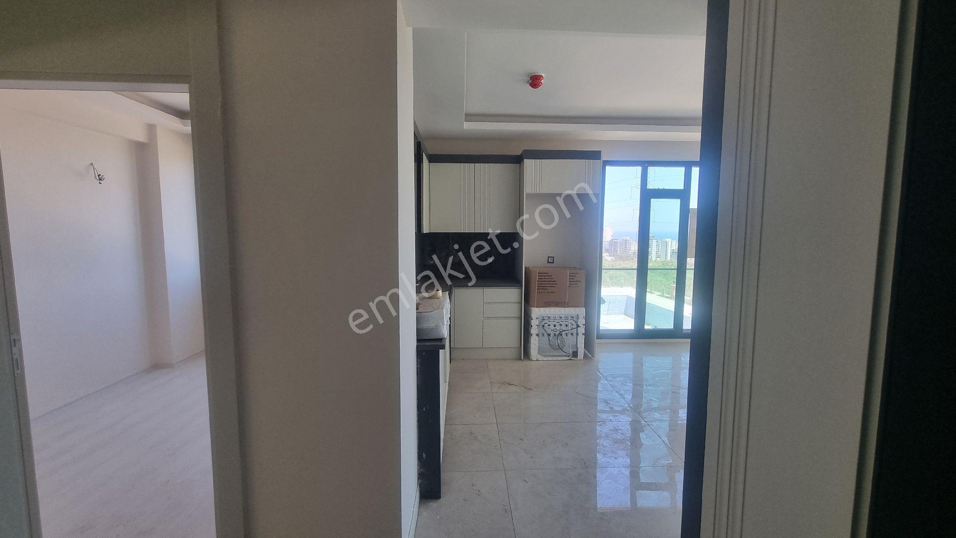 Mersin Erdemli Ayaş'ta Havuzlu Sıfır 2+1 Daire - Görsel 19