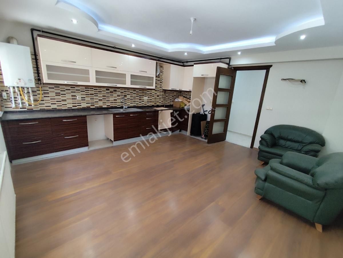 Turyap Bucadan İzbanın Karşısında Kiralık 3+1 D.gazlı Daire