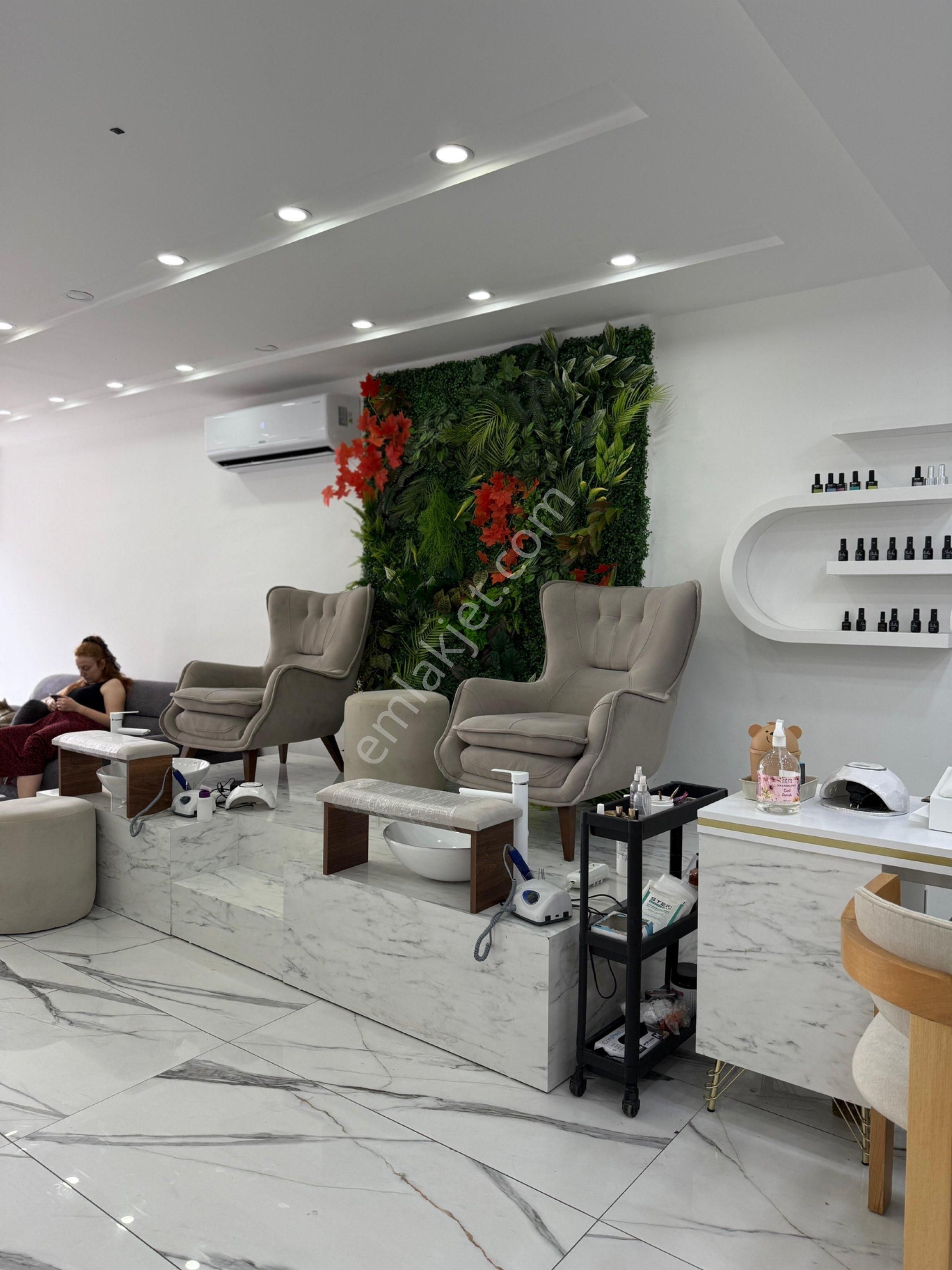 Devren Kiralık Nail Art Ve Güzellik Merkezi