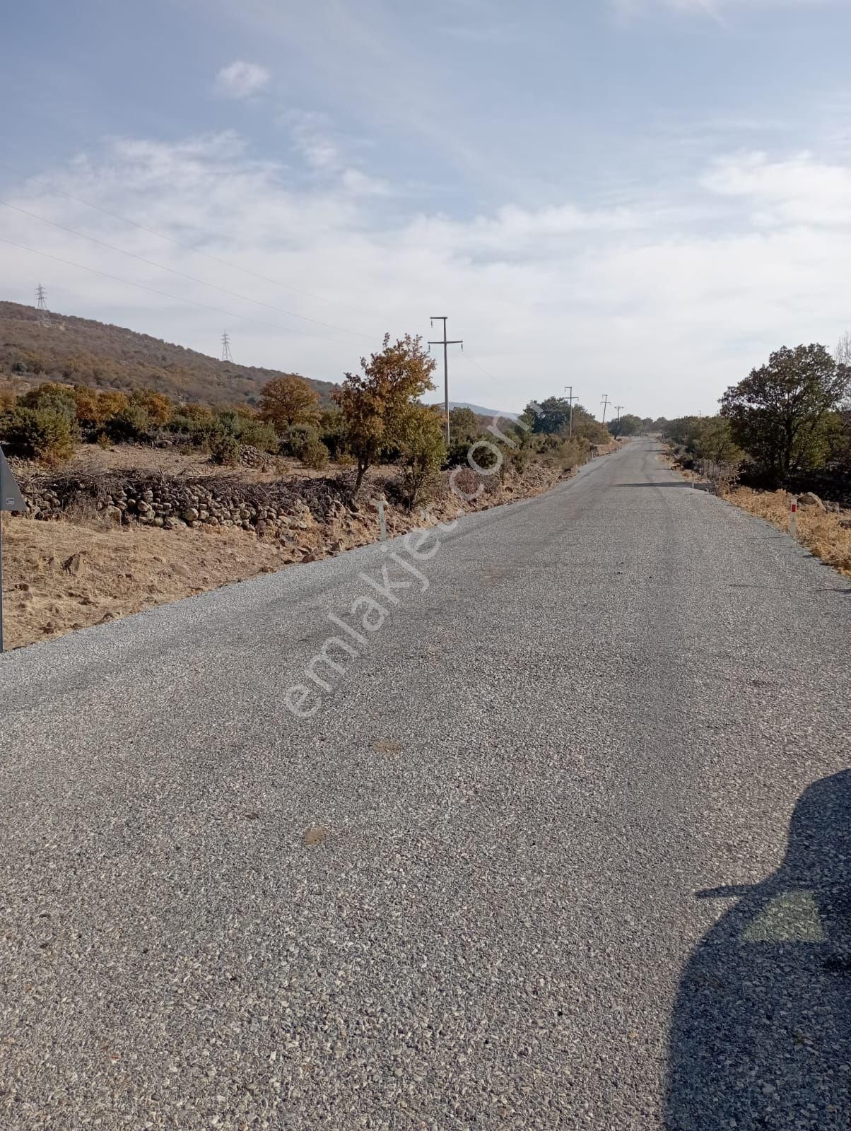 Bergama İsmailli'de Çiftlik Yapımına Uygun Tarla