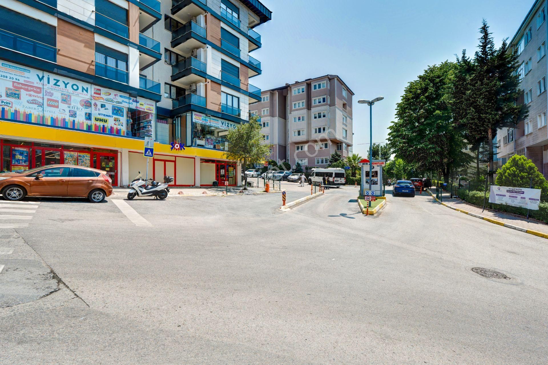 Remax Anı 'dan Ata 2 Sitesi 'nde 3+1 Kiralık Daire