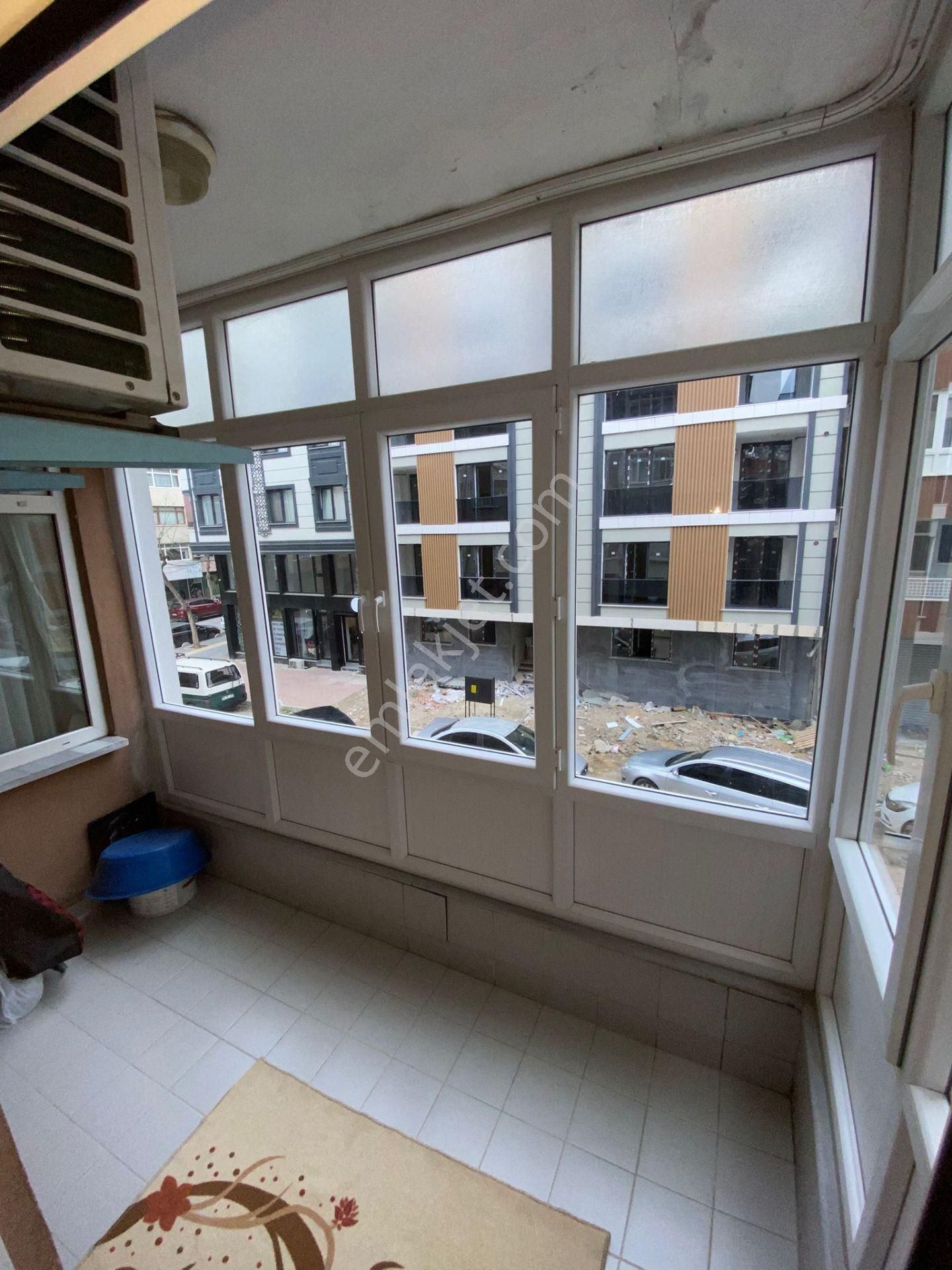 Bahçelievler Yayla 3+1 Den 2+1 Çevrili Satılık Daire