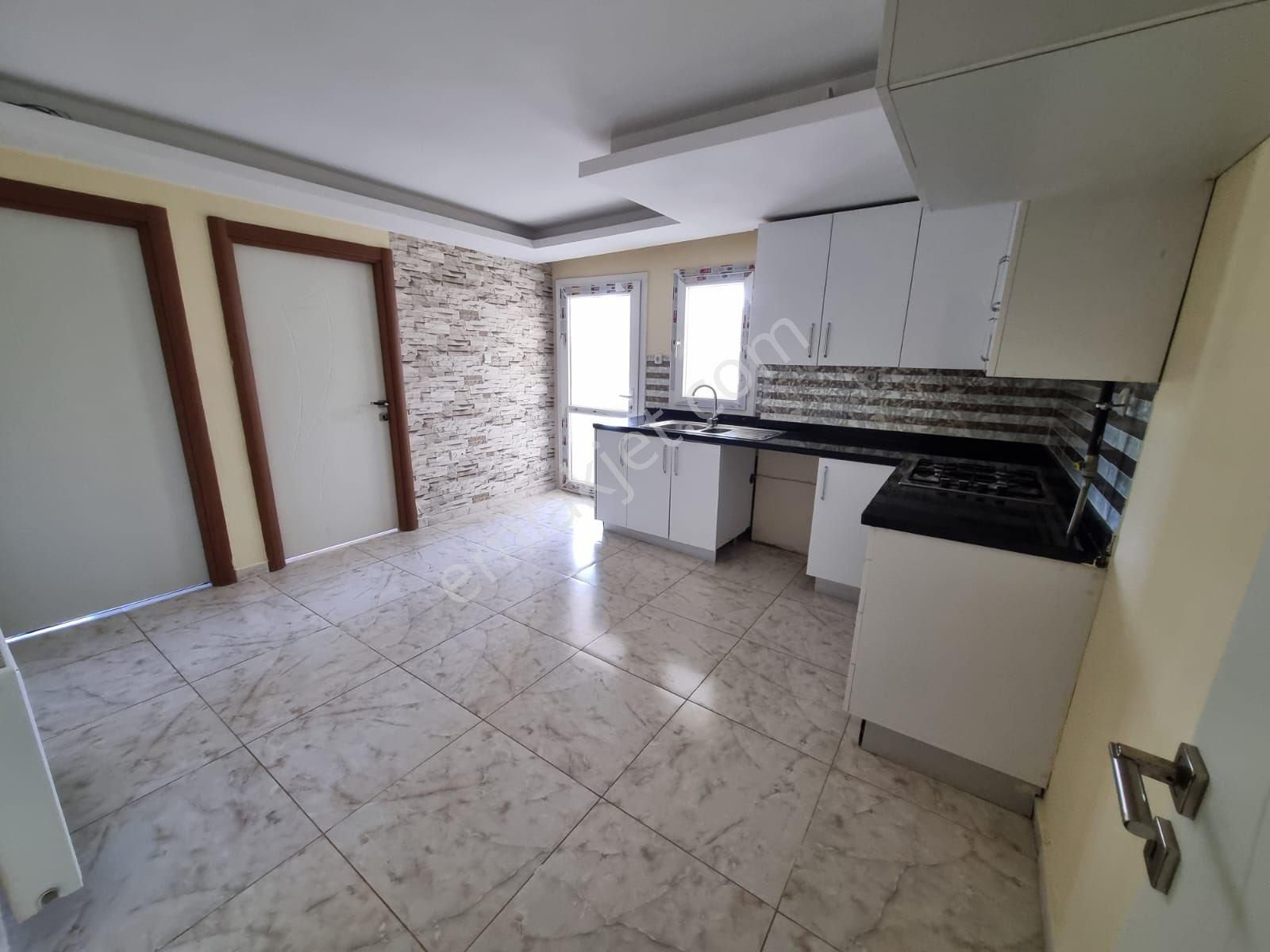 🔶 100. Yıl Mahallesi’nde Bahçe Katı Lüks 3+1 Satılık Daire – Kombı Doğalgazlı, Gdk Cepheli!