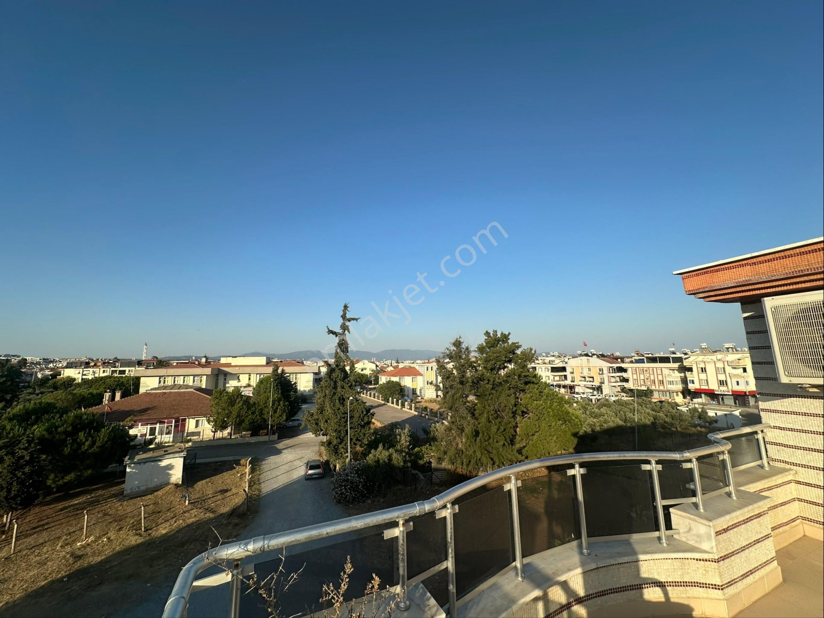 Didim Efeler Mahallesinde 220 M² 4+1 Satılık Köşe Dubleks - Görsel 31