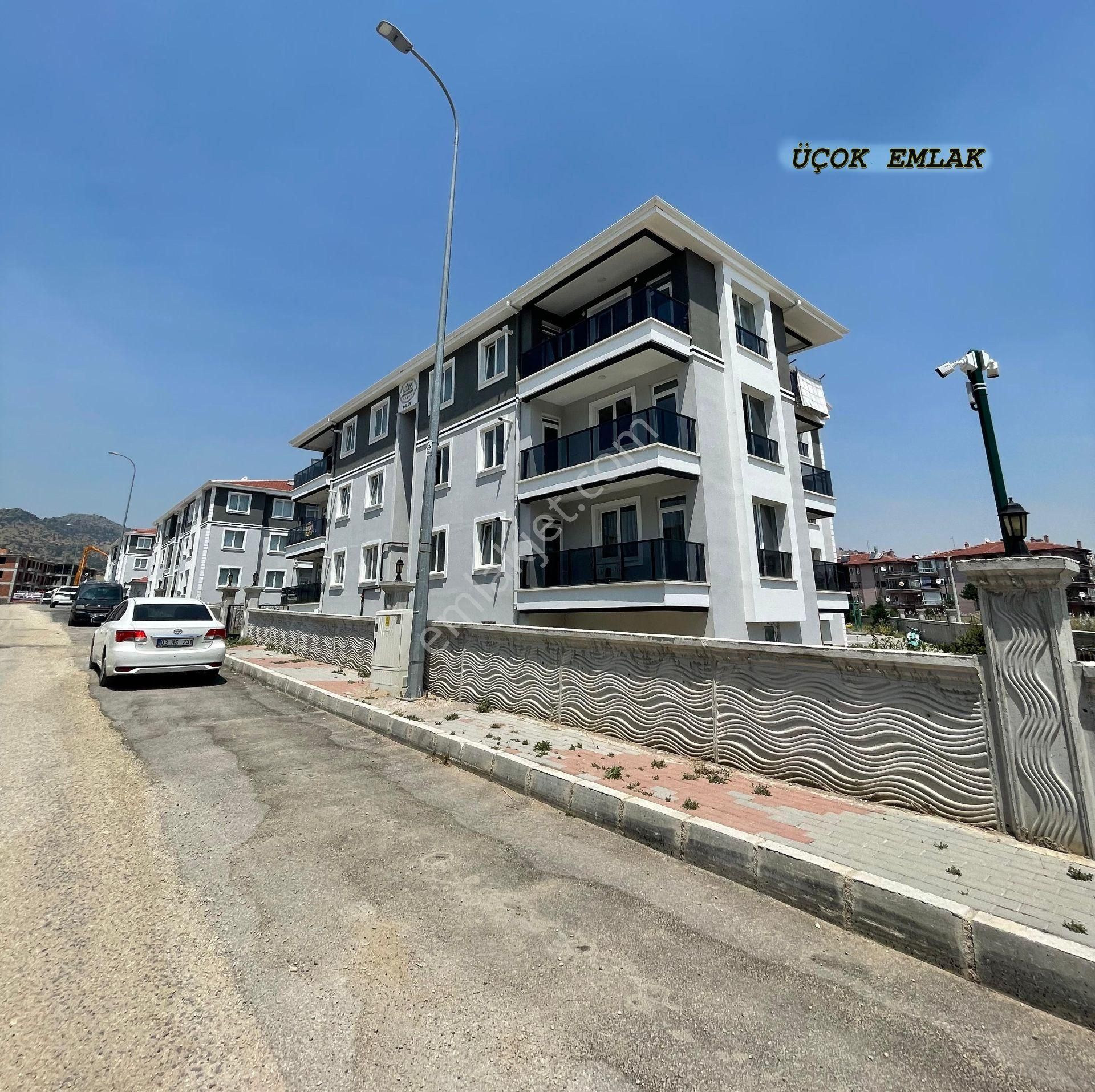 Afyon Üçok Emlaktan Kanlıca Mah Satılık 3+1 Sıfır Ayarında Lüx Daireler