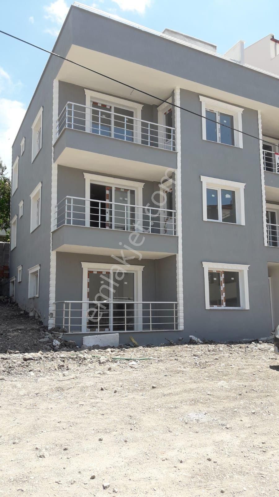 Salimbey Mahallesinde 2+1 70 M2 2. Kat Daire