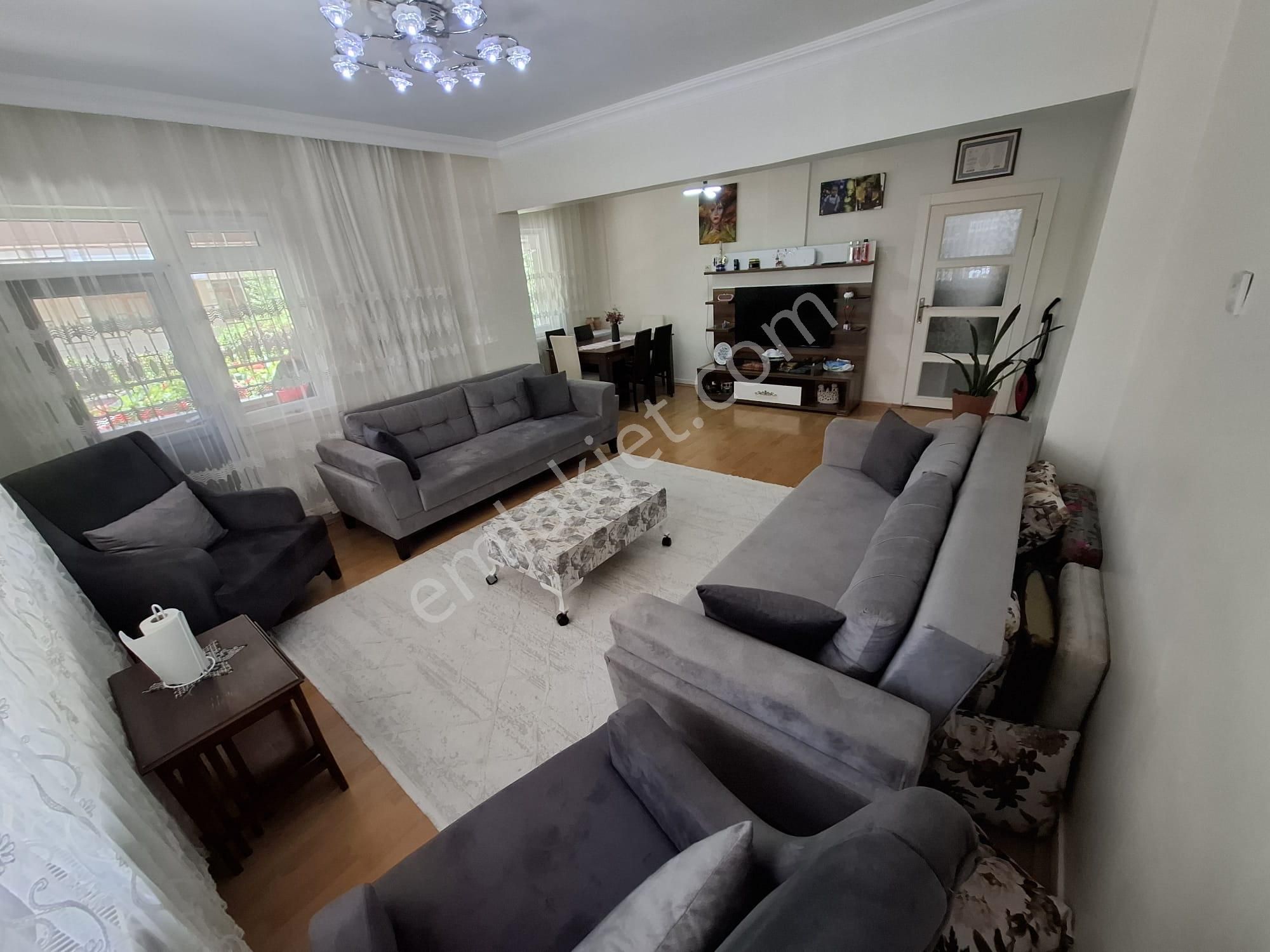 Tandoğan Mh'de 3+1 110m² Bağımsız Ulaşıma Yakın Yapılı Daire