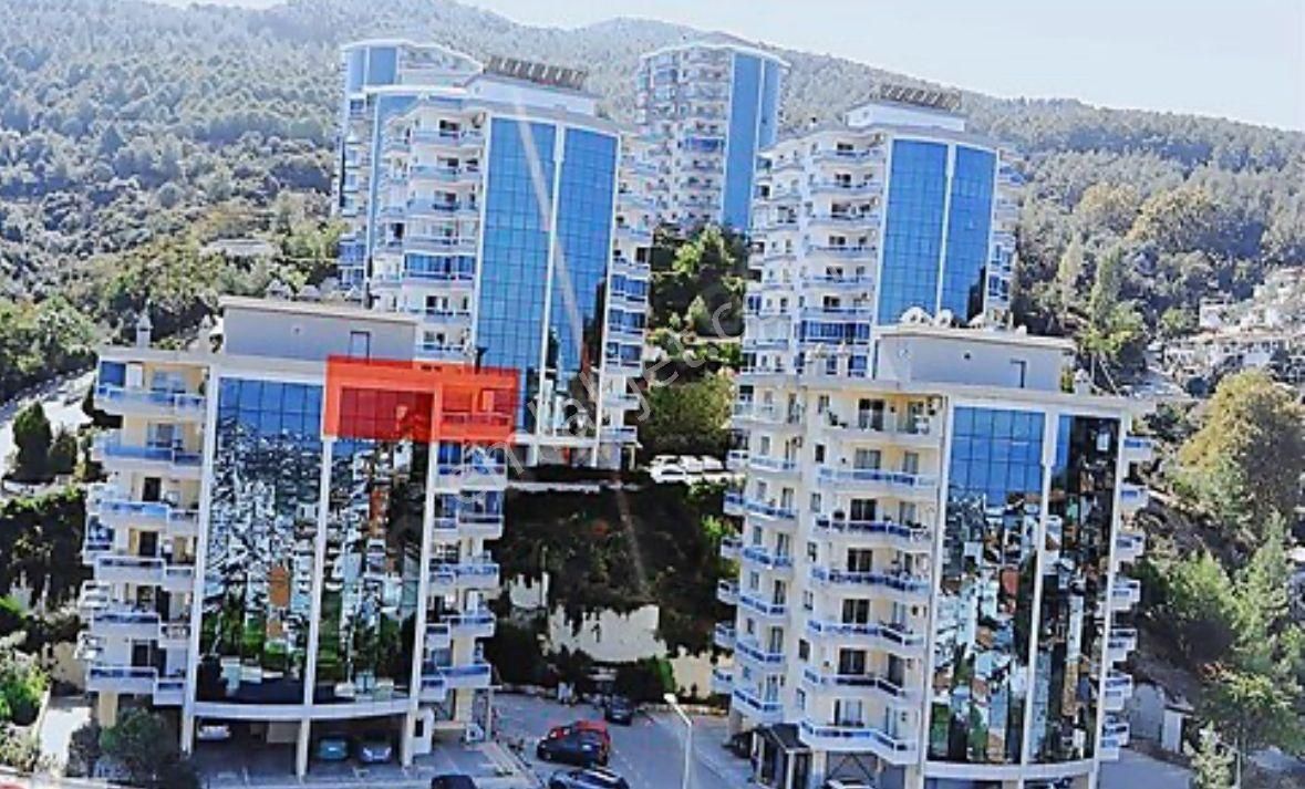 İzmir Narlıderede Deniz Manzaralı Satılık Daire