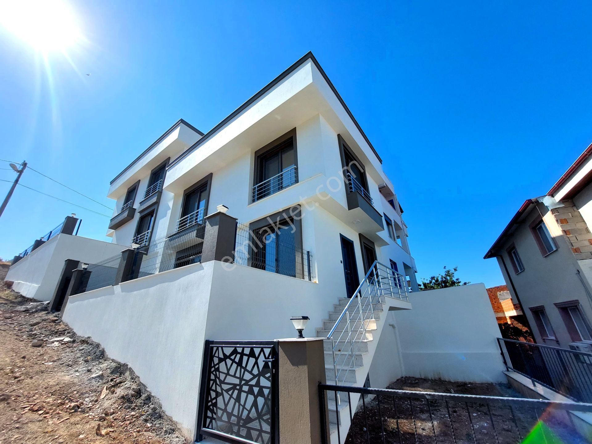 İzmir Seferihisar Ürkmez De Satılık Yazlık Villa 2+1
