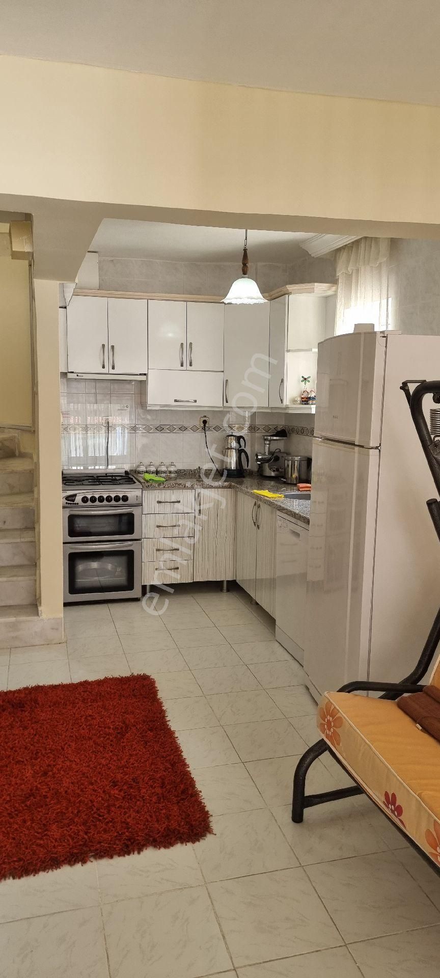 İzmir Seferihisar Ömür Beldesinde Havuzlu Sitede Tripleks Yazdığımız Satılıktır - Görsel 8