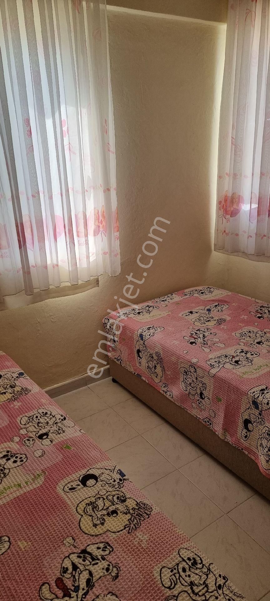 İzmir Seferihisar Ömür Beldesinde Havuzlu Sitede Tripleks Yazdığımız Satılıktır - Görsel 17