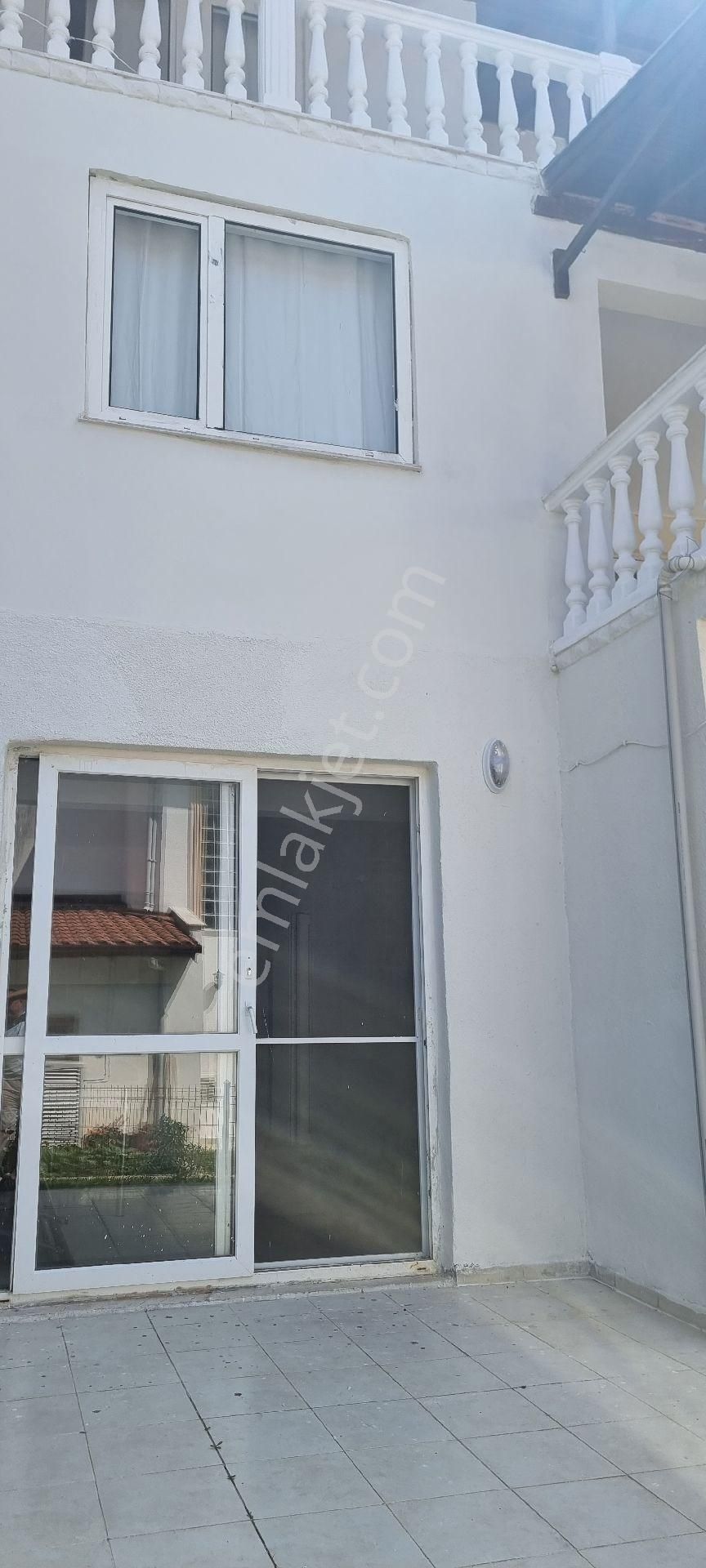 İzmir Seferihisar Ömür Beldesinde Havuzlu Sitede Tripleks Yazdığımız Satılıktır - Görsel 28