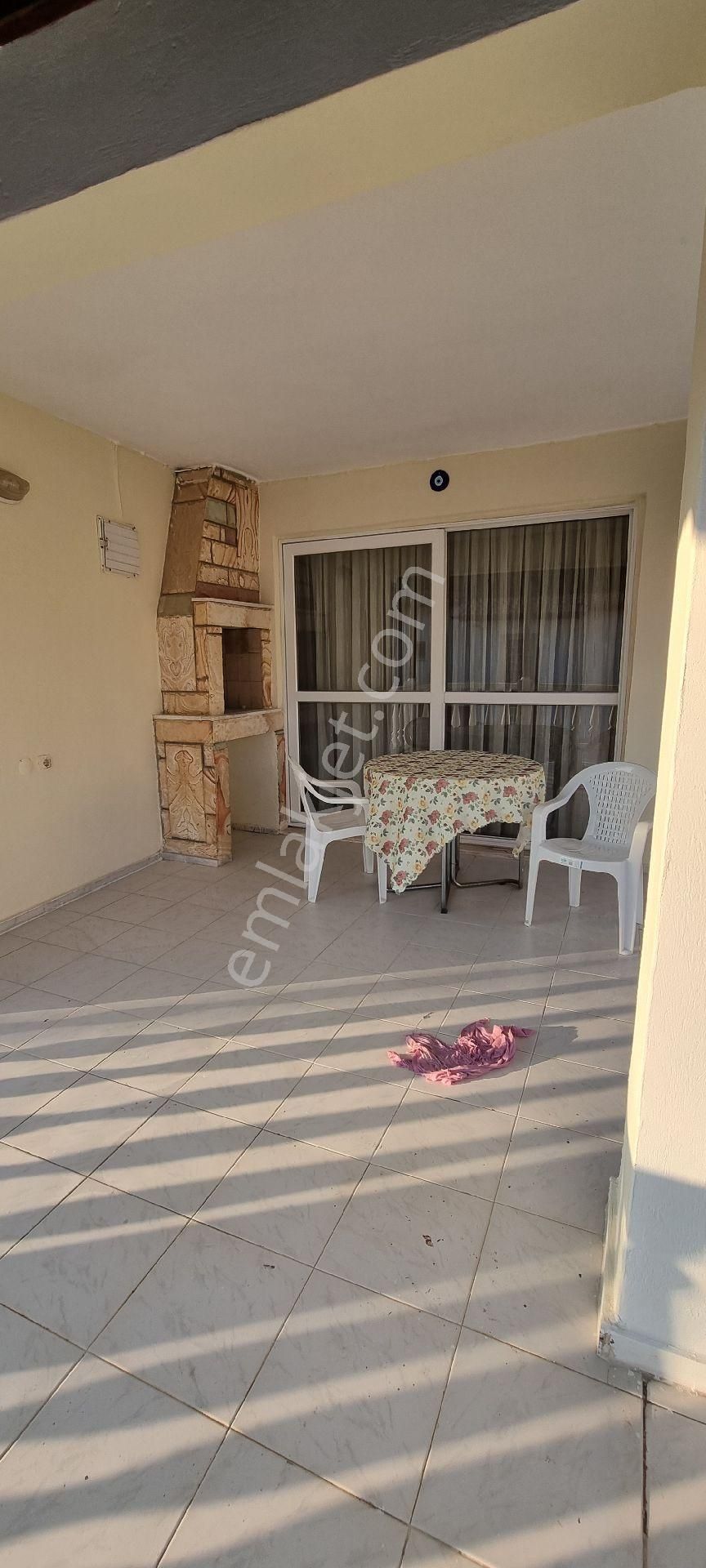 İzmir Seferihisar Ömür Beldesinde Havuzlu Sitede Tripleks Yazdığımız Satılıktır - Görsel 6