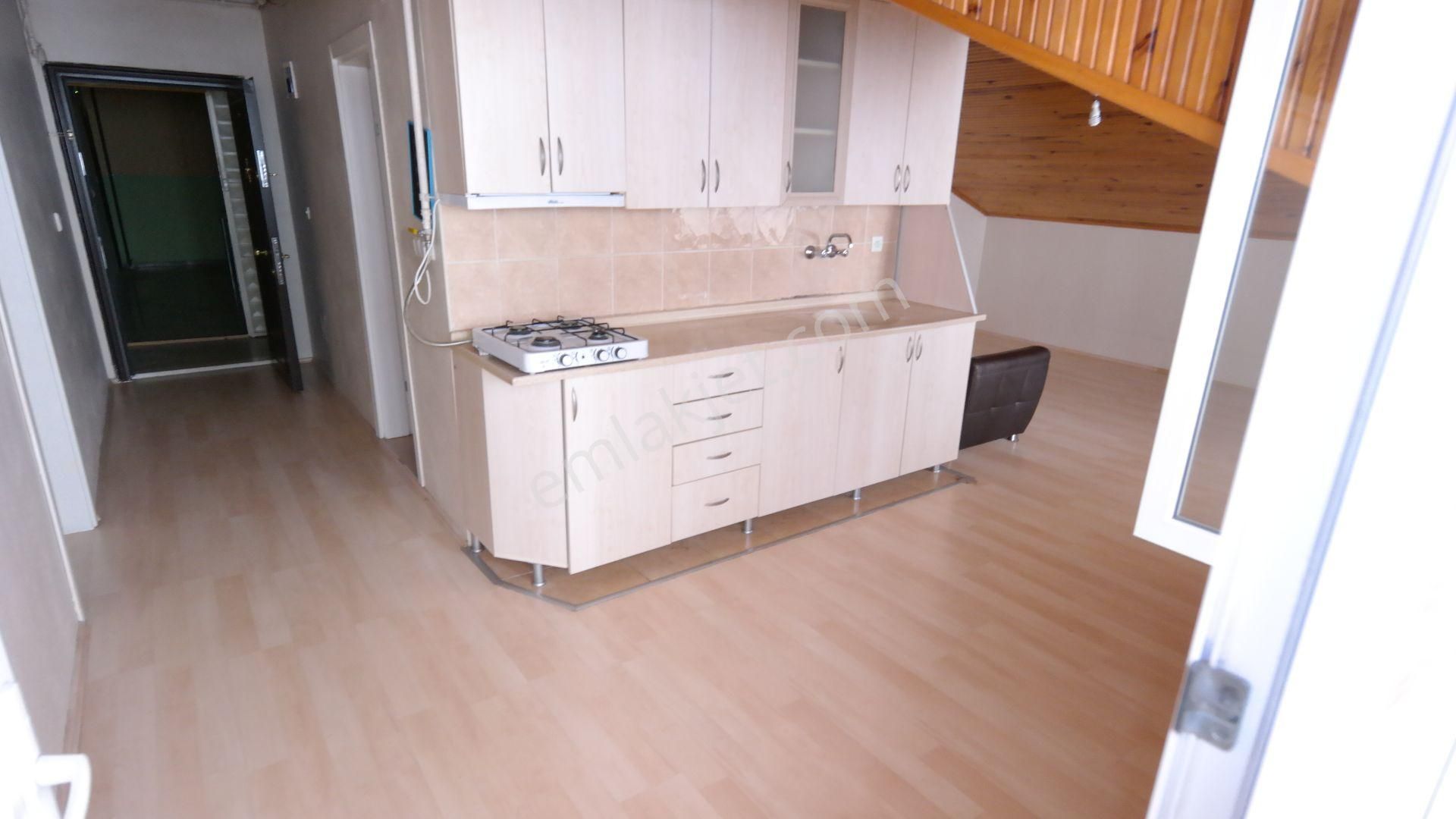 Kiralık Daire Pendik Esenyalı Mahallesi