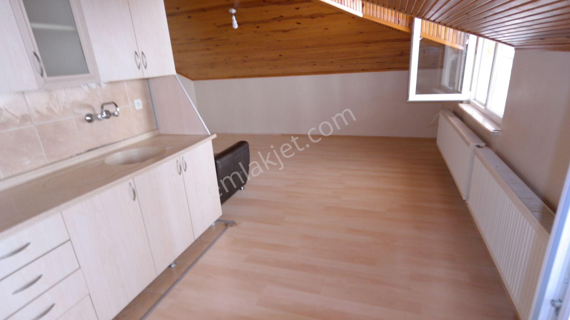 Kiralık Daire Pendik Esenyalı Mahallesi