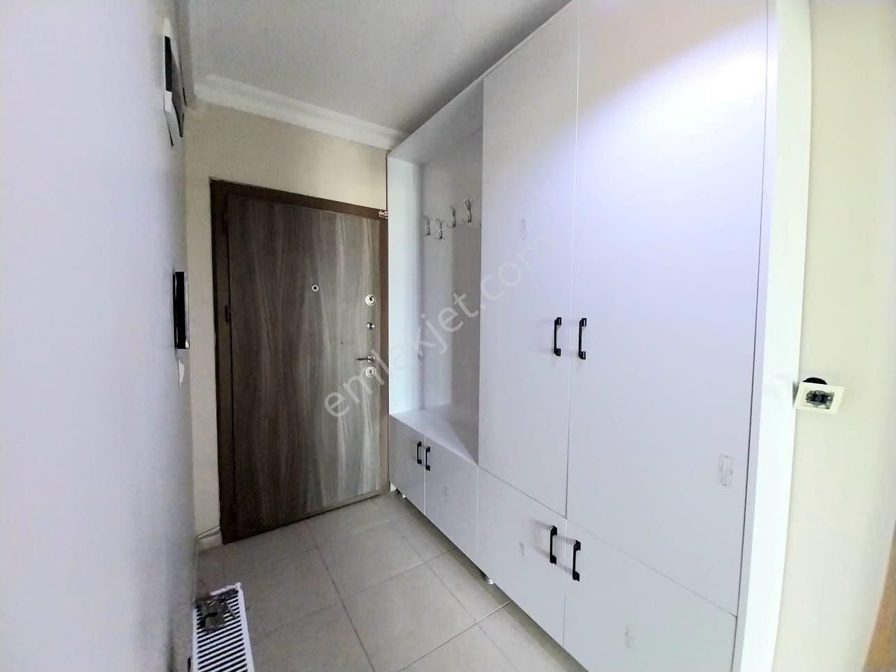 Yükselden Hamidiye De Geniş M2 Full Kredili Merkezi Yer1+1 Daire - Görsel 4