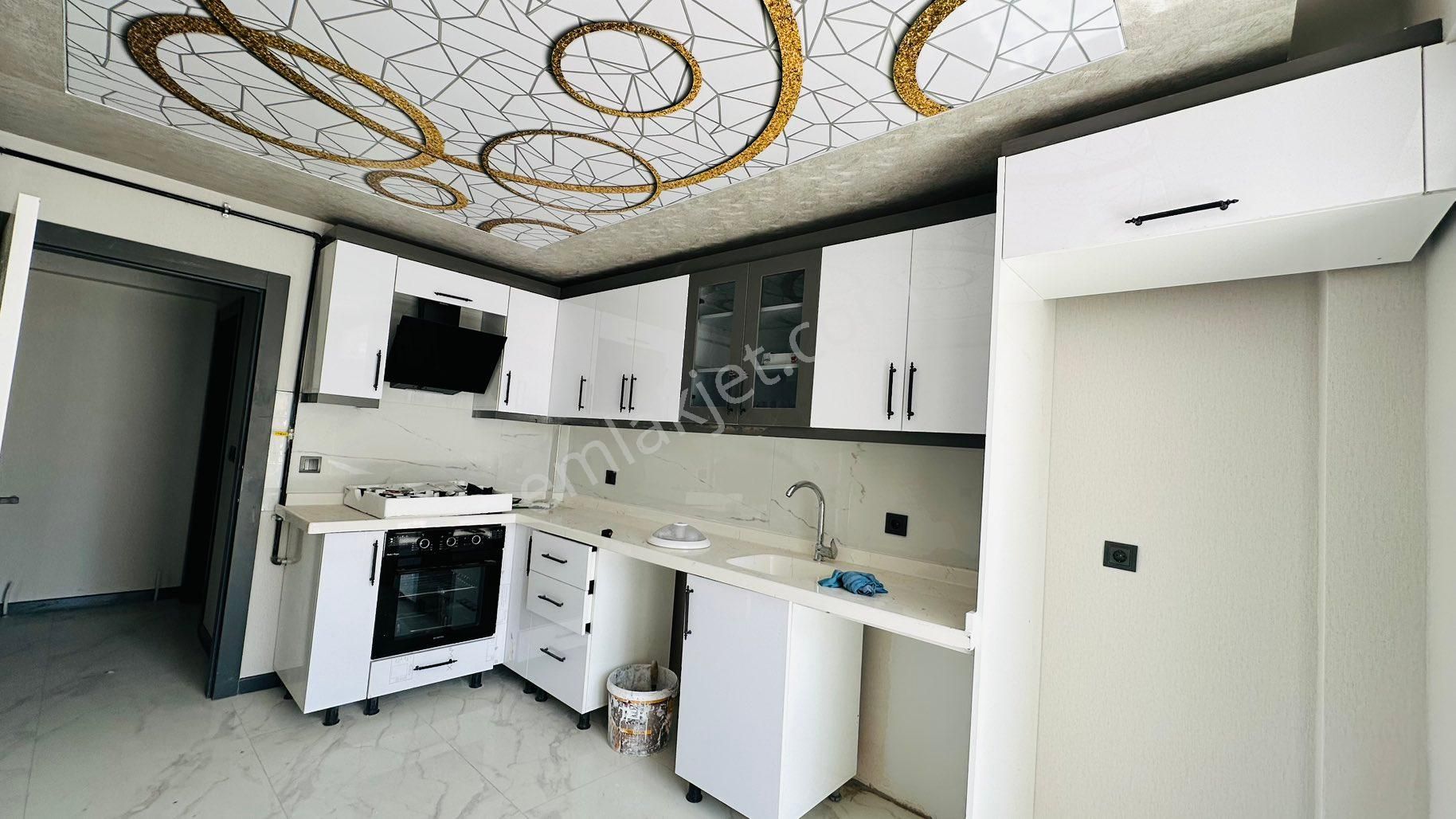 Kc Emlaktan Köşe Başında Dubleks 4+1 150m2 Lüks Daire