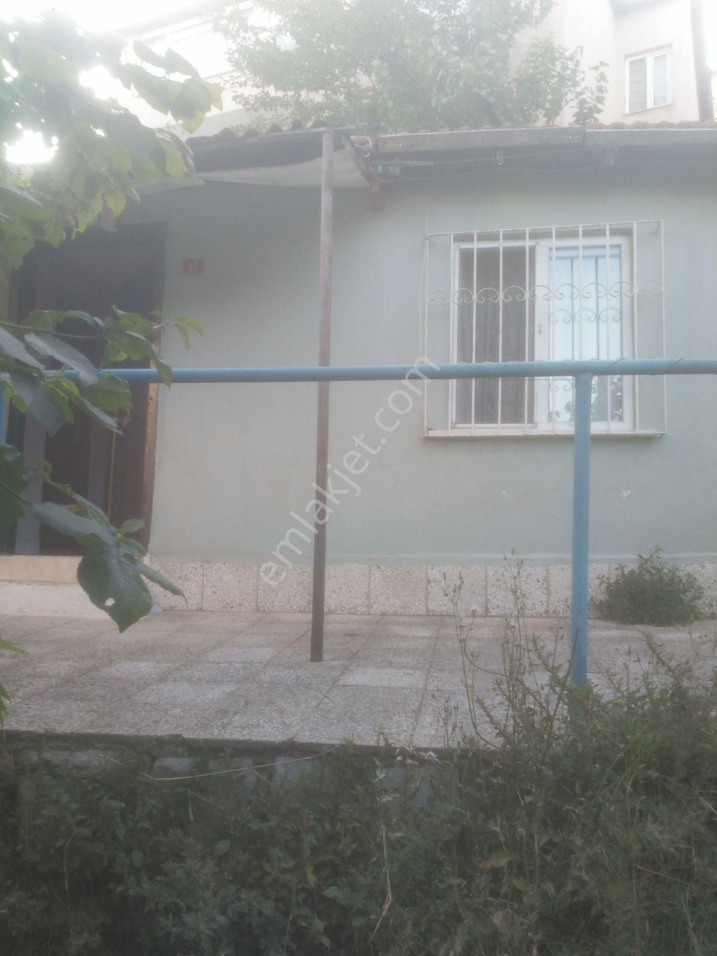 Maltepe Gülsuyu'nda Satılık Arsa