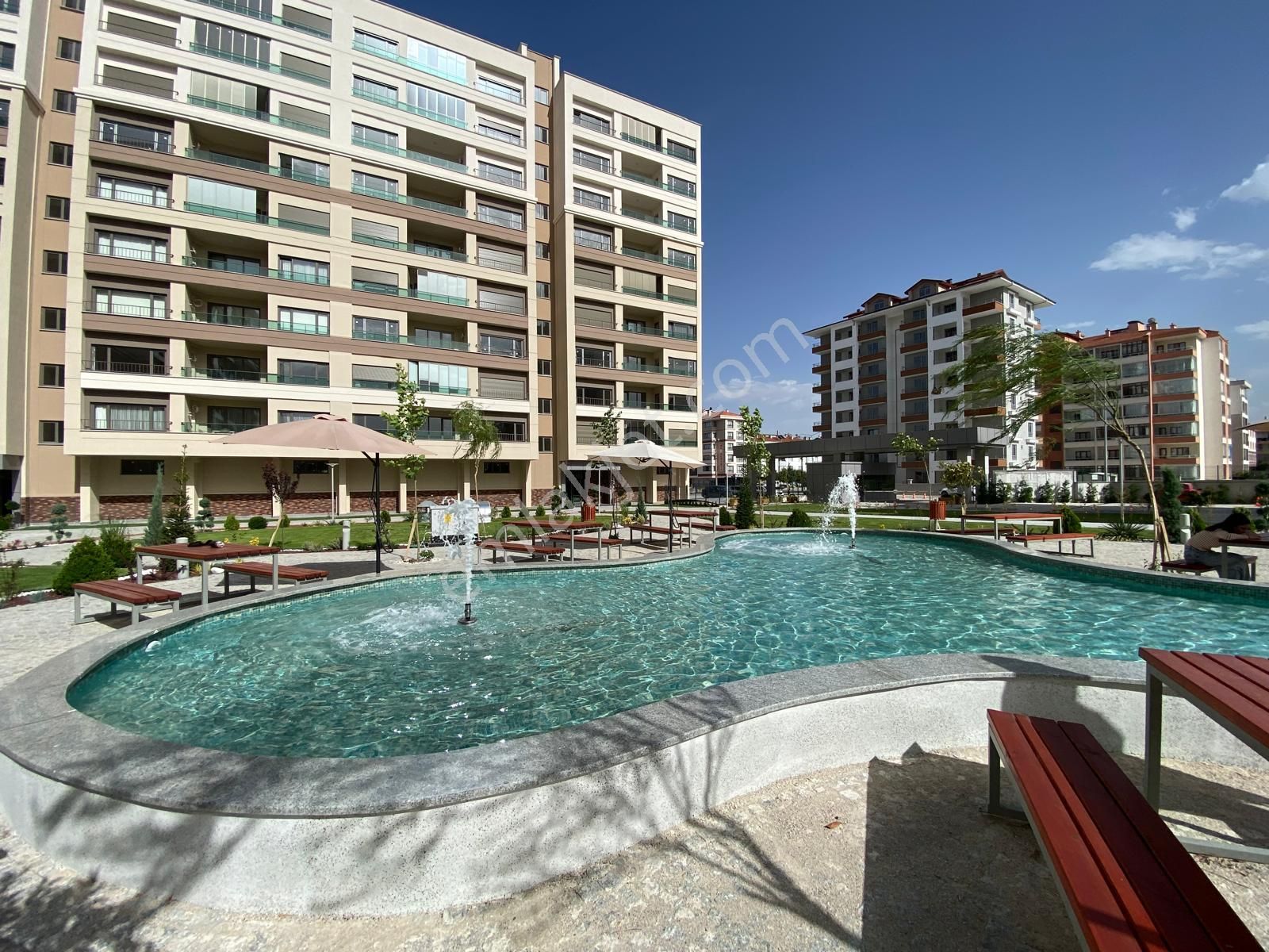 Hocacihanda Liva Parkta Site İçi Güvenlikli 2+1 Ara Kat Satılık Daire...