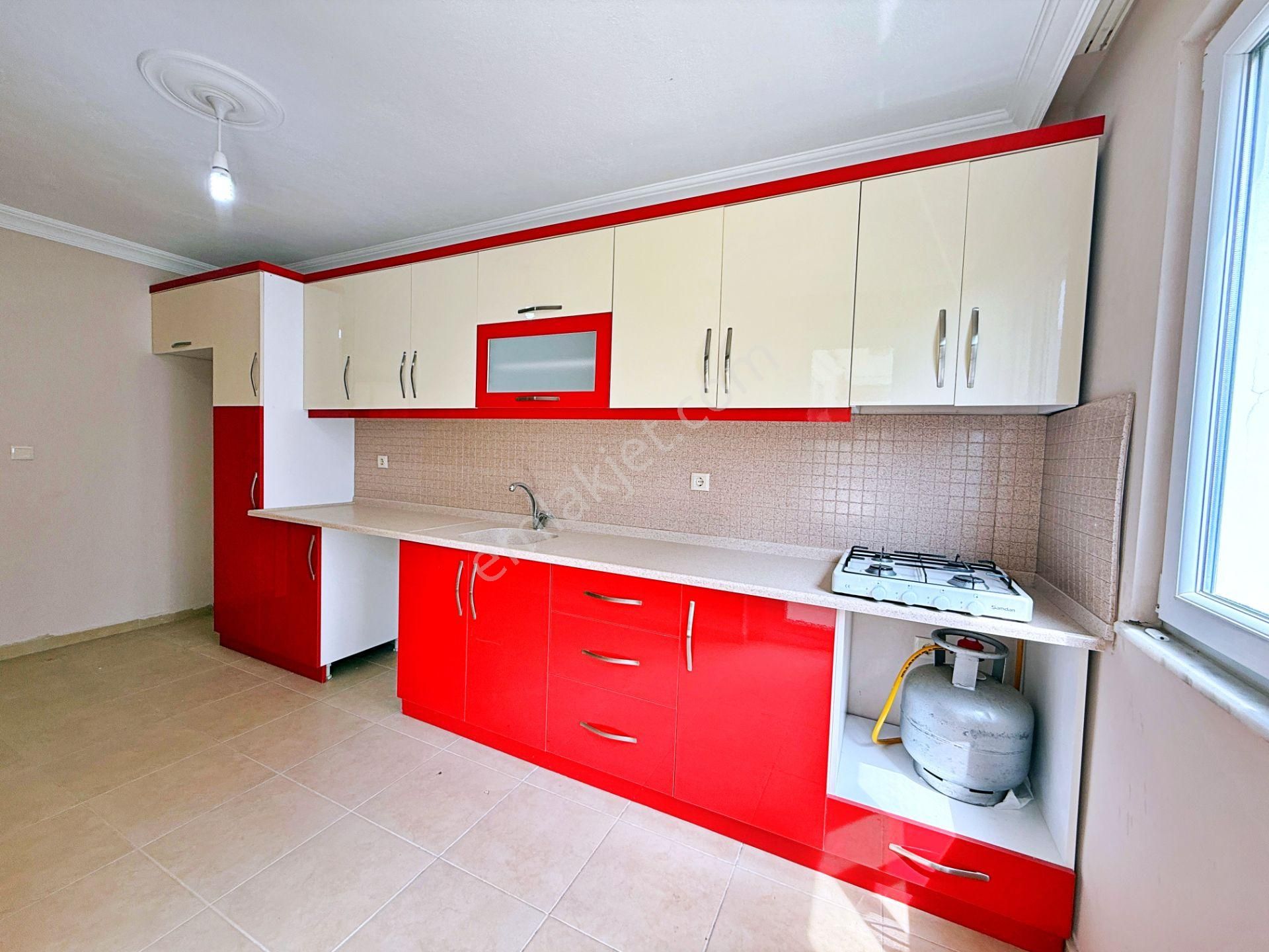 🔴🔴gültaş Emlaktan Altınkumda 2+1 Doğalgazlı Ayrı Mutfak Satılık Daire