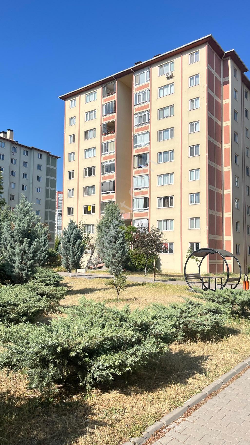 Göksuda Site İçerisinde 3+1 Daire