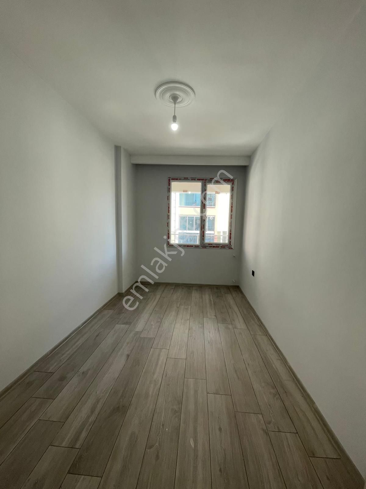 2+1 Geniş Kapalı Mutfak Daire - Görsel 12