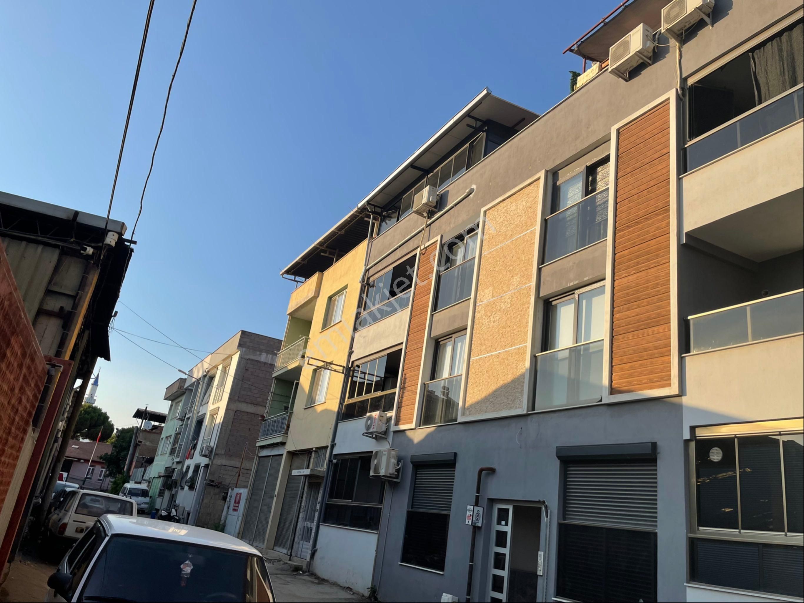 İzmir Ödemiş Cumhuriyet Mahallesi’nde Satılık Dubleks Daire