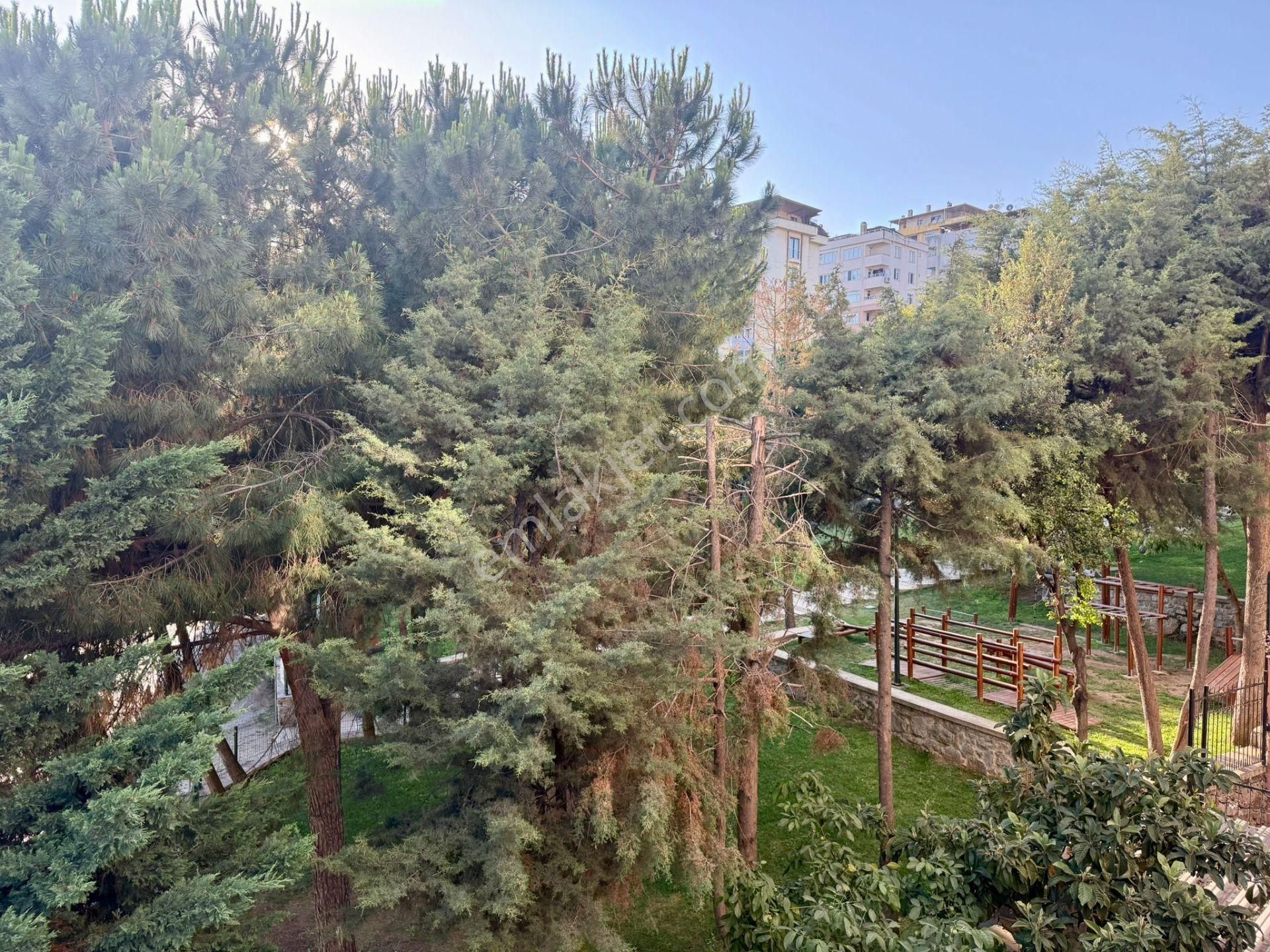 Pendik Uzmanı Cemal Kınay'dan Kaynarca Mah. Satılık Daire