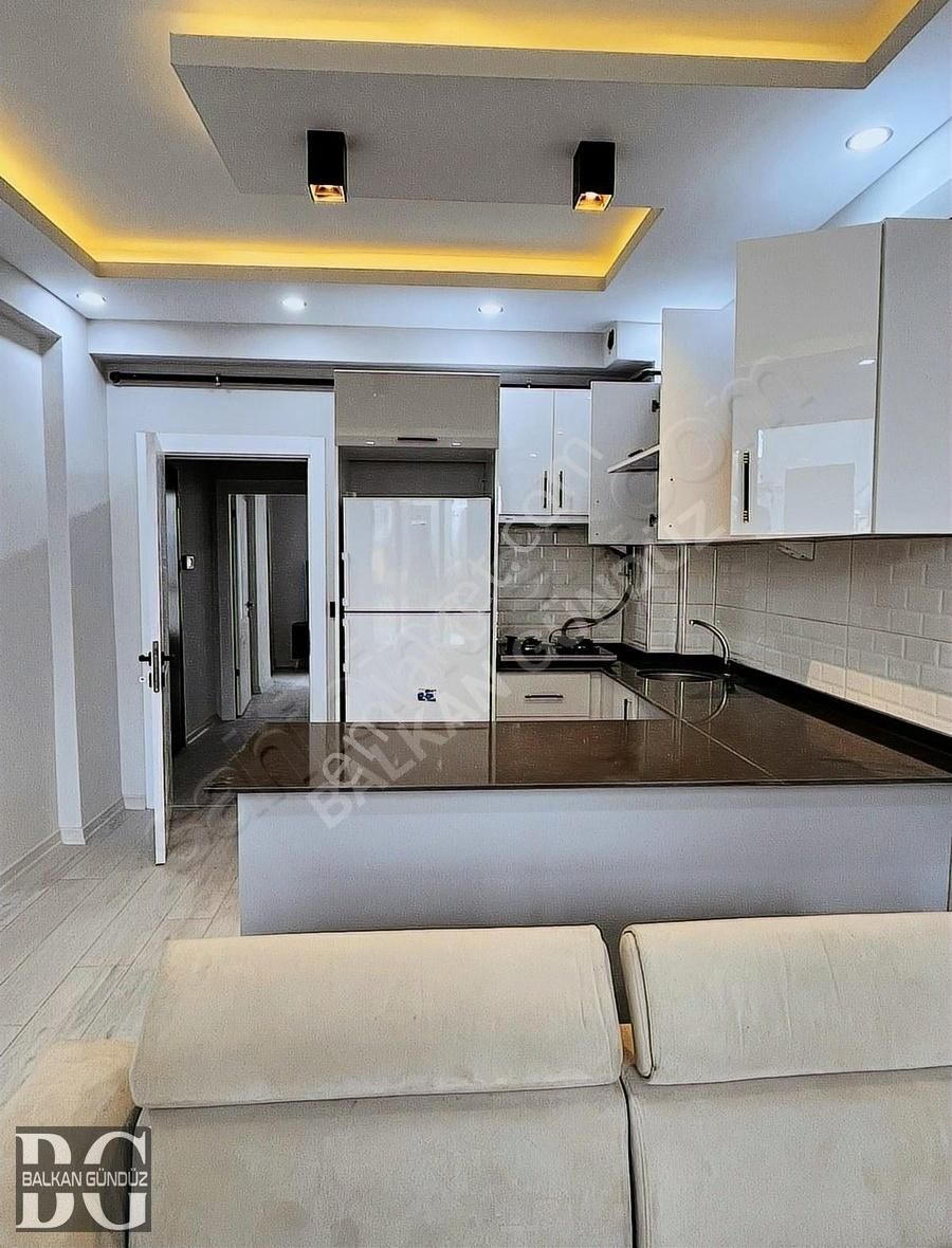 Balkan Gündüzden Sütlüce'de Emsalsiz Eşyalı Kiralık 1+1 Daire