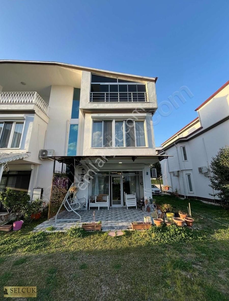 Selçuk'tan Muradiye Karaali Villalar Bölgesi 4+1 Tripleks Villa - Görsel 16
