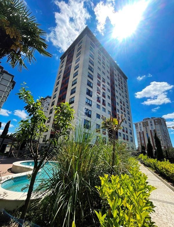 Royal Garden'de Ebeveyn Banyolu 3+1 Deniz Manzaralı - İskanlı