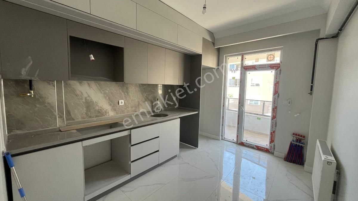 Salı Pazarı Mevkiinde 2+1 Süper Şıklıkta Sıfır Satılık Daire