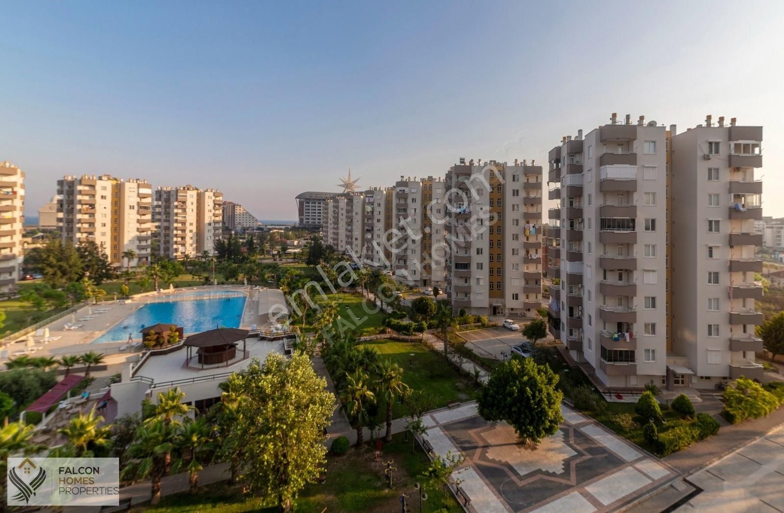 Kemerağzı,acısu Sitesinde Deniz Manzaralı 3+1 170 M2 Daire