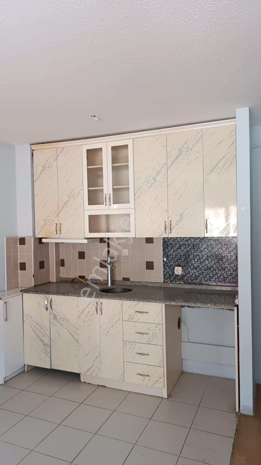 Gödene Tokide Satılık 1+1 Ara Kat Daire Ev Full Yapılı Tapu Teslim