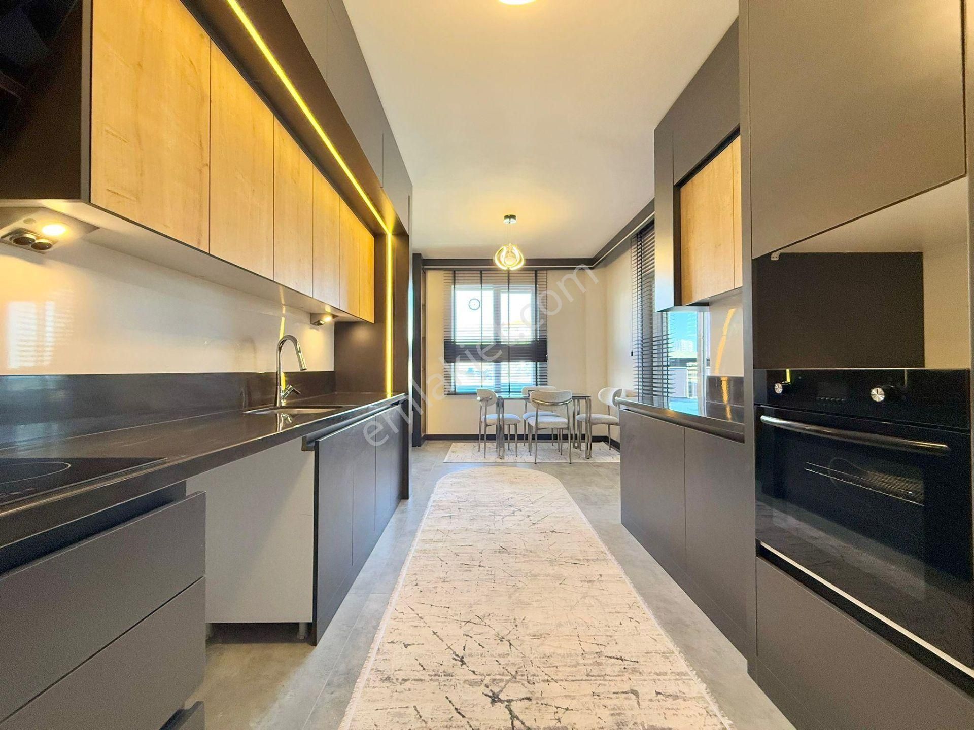 Kalecik Emlak'tan -şık Ve Modern- K.otopark Y. Isıtma 4+1 190m²