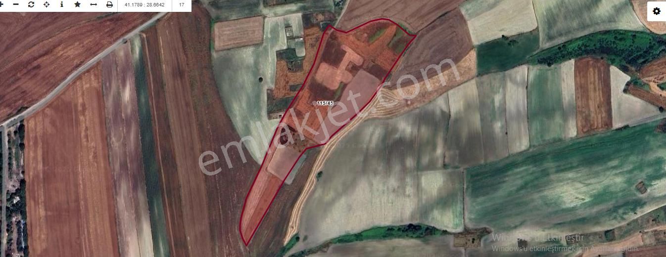 Arnavutköy Çilingirde Satılık Arsa , 300 M2 Hisseli Yolu Var